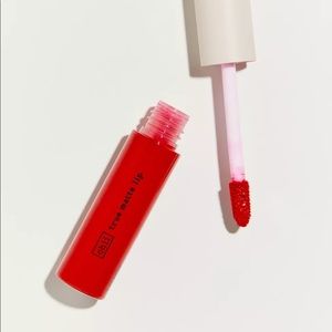ohii True Matte Lipstick in Hero